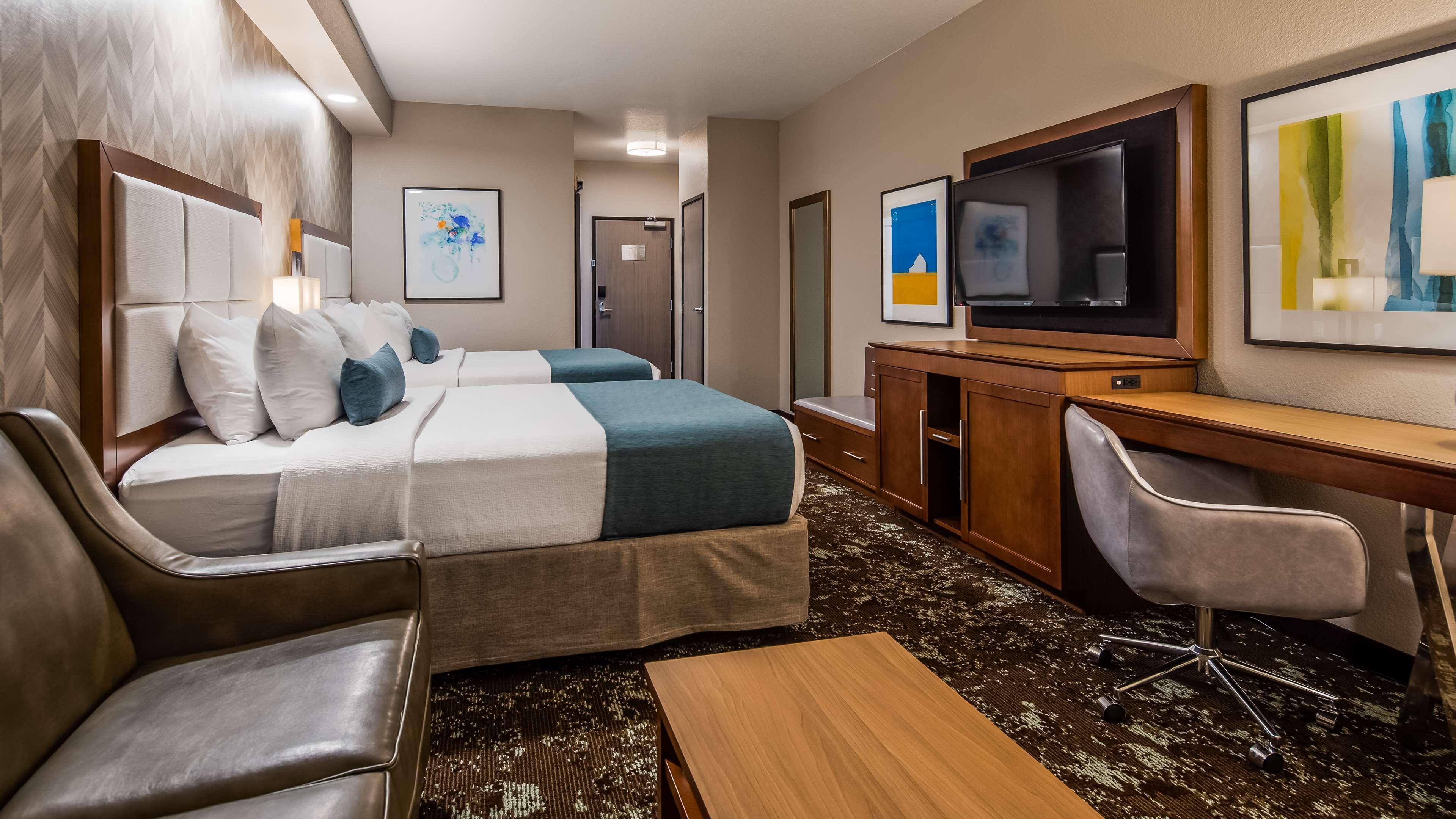 Best Western Premier Ankeny Hotel Exterior foto