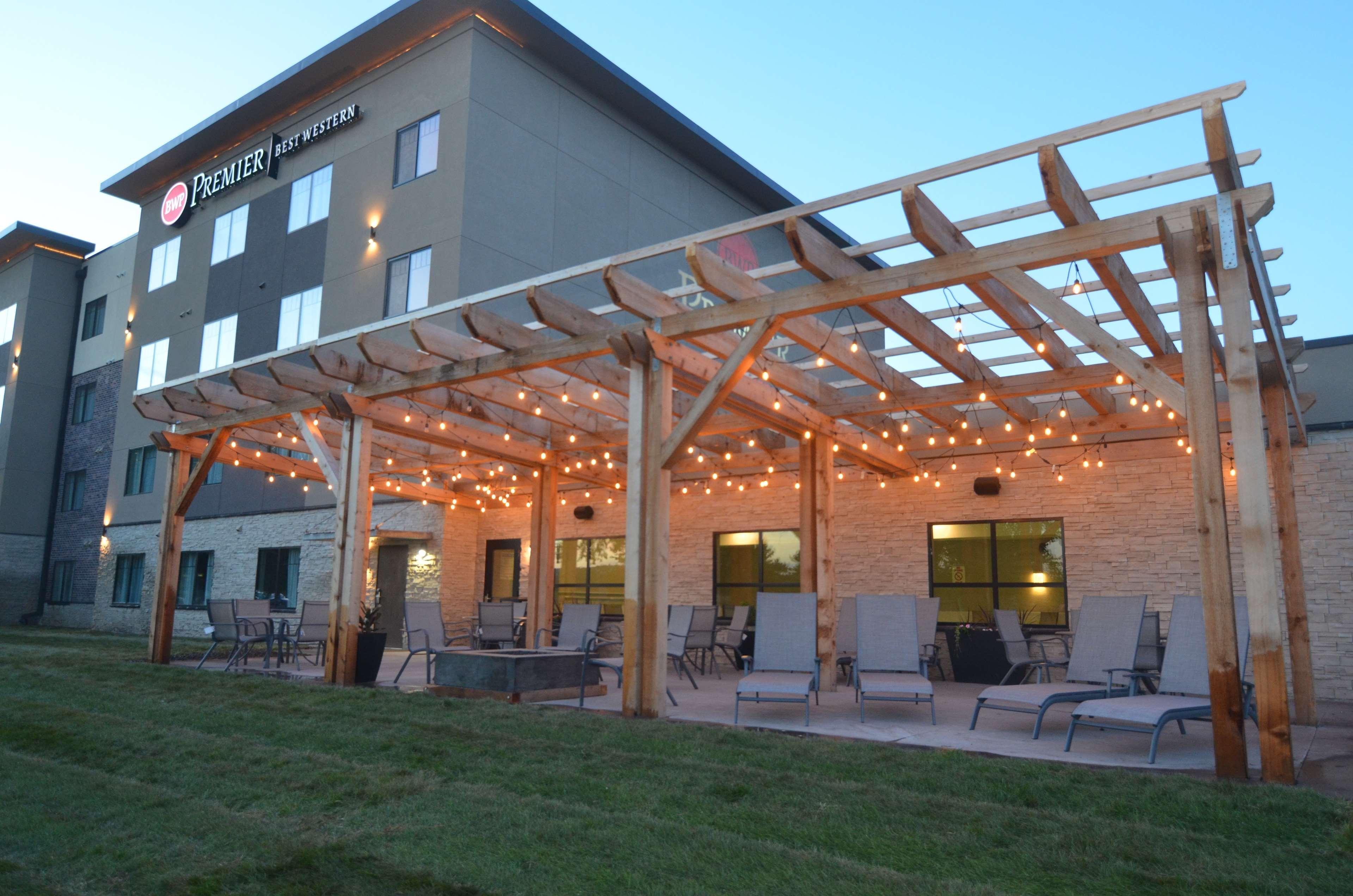 Best Western Premier Ankeny Hotel Exterior foto